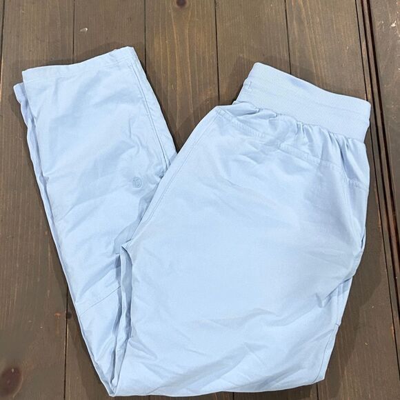 Lululemon Beyond the Studio Lined Crop - Picture 2 of 3